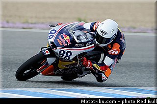 hanika_009_redbull_motogp_rookies_cup_2013_test_fevrier.jpg