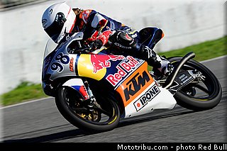 hanika_012_redbull_motogp_rookies_cup_2013_test_fevrier.jpg