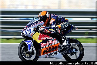 mackenzie_007_redbull_motogp_rookies_cup_2013_test_fevrier.jpg