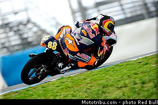martin_009_redbull_motogp_rookies_cup_2013_test_fevrier.jpg