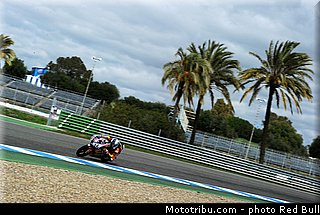 mir_010_redbull_motogp_rookies_cup_2013_test_fevrier.jpg