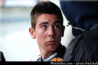 perolari_003_redbull_motogp_rookies_cup_2013_test_fevrier.jpg