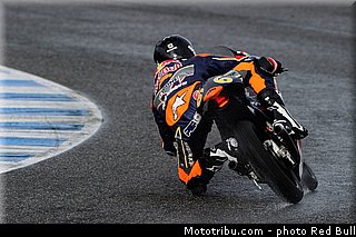 perolari_004_redbull_motogp_rookies_cup_2013_test_fevrier.jpg