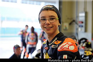 ray_001_redbull_motogp_rookies_cup_2013_test_fevrier.jpg