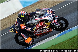ray_003_redbull_motogp_rookies_cup_2013_test_fevrier.jpg