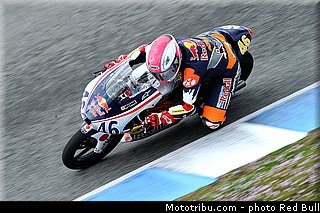 watanabe_015_redbull_motogp_rookies_cup_2013_test_fevrier.jpg