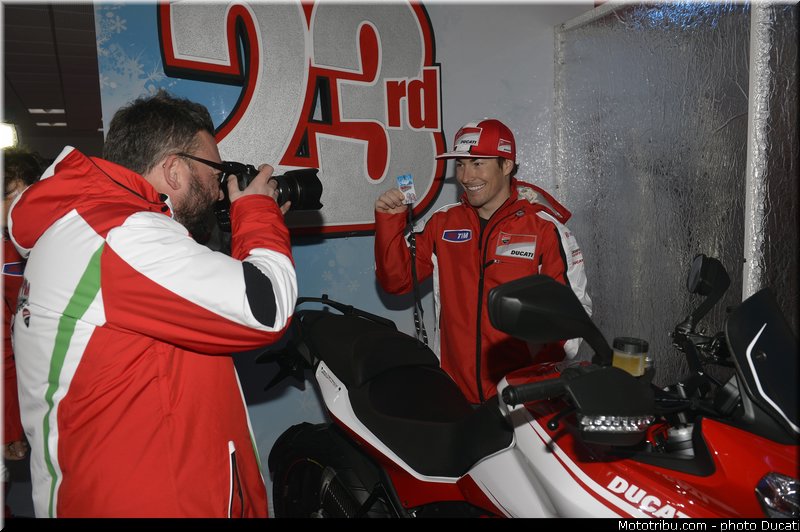 divers_05_ducati_wrooom_2013