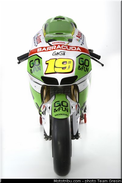 team_gresini_go_fun_motogp_2013_072