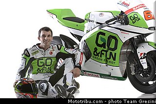 team_gresini_go_fun_motogp_2013_005.jpg