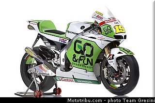 team_gresini_go_fun_motogp_2013_065.jpg
