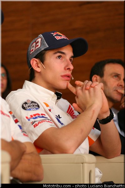 honda_hrc_pedrosa_marquez_rc_213v_2013_012