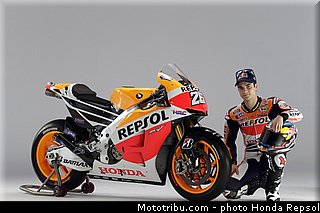 honda_hrc_pedrosa_marquez_rc_213v_2013_20.jpg
