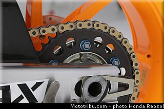 honda_hrc_pedrosa_marquez_rc_213v_2013_43.jpg