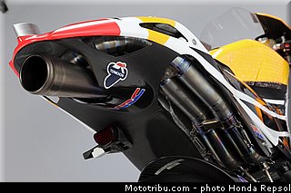 honda_hrc_pedrosa_marquez_rc_213v_2013_47.jpg