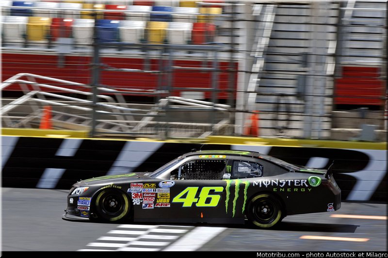 valentino_rossi_et_kyle_busch_nascar_2013_029