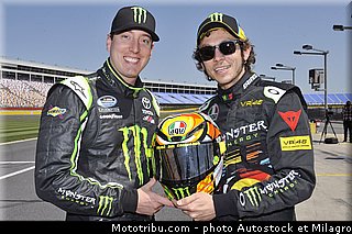 valentino_rossi_et_kyle_busch_nascar_2013_022.jpg
