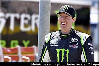 valentino_rossi_et_kyle_busch_nascar_2013_026.jpg
