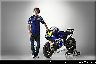 yamaha_racing_team_motogp_2013_001.jpg