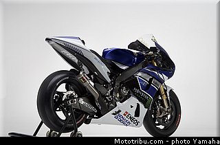 yamaha_racing_team_motogp_2013_003.jpg