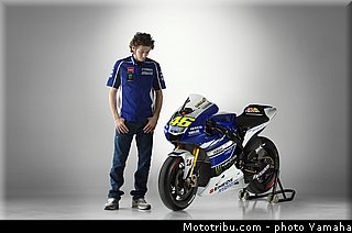 yamaha_racing_team_motogp_2013_015.jpg