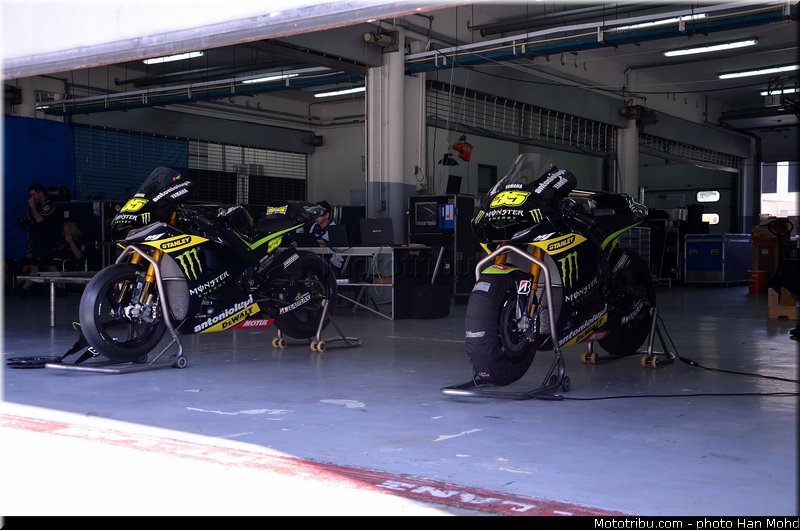 crutchlow_006_motogp_2013_malaisie_sepang_tests