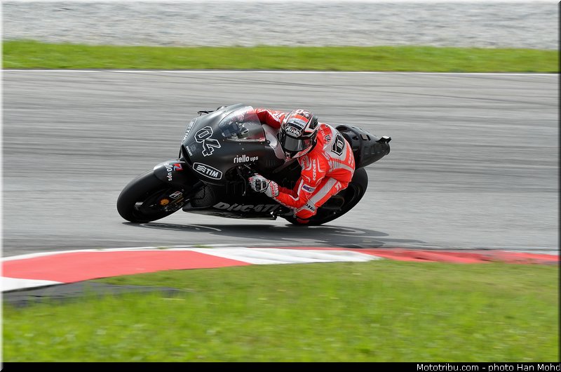 dovizioso_006_motogp_2013_malaisie_sepang_tests