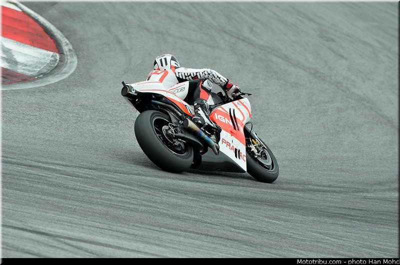 spies_002_motogp_2013_malaisie_sepang_tests