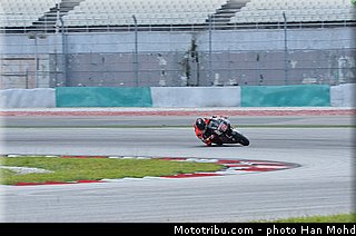 corti_008_motogp_2013_malaisie_sepang_tests.jpg