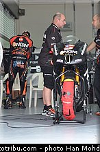 edwards_007_motogp_2013_malaisie_sepang_tests.jpg