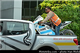 petrucci_001_motogp_2013_malaisie_sepang_tests.jpg