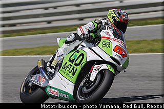 staring_009_motogp_2013_jerez_test.jpg