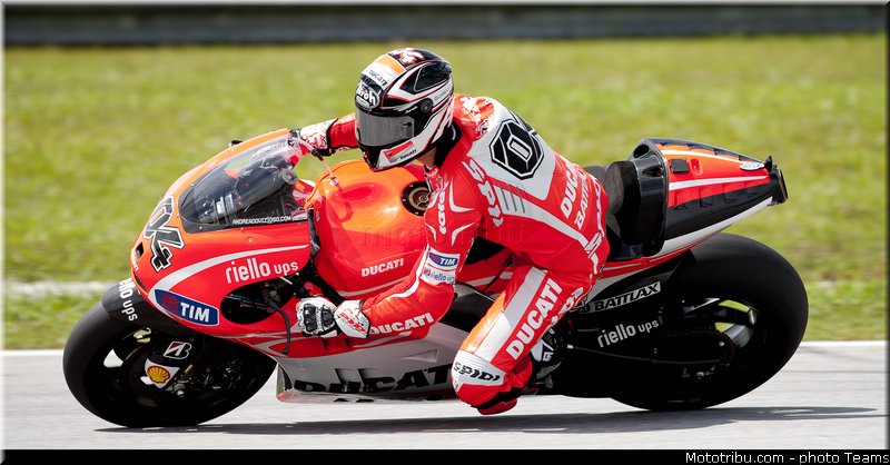 dovizioso_019_motogp_2013_malaisie_sepang_tests