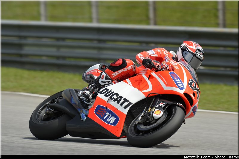 dovizioso_028_motogp_2013_malaisie_sepang_tests