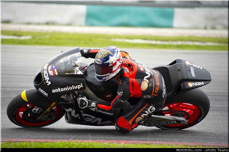 edwards_001_motogp_2013_malaisie_sepang_tests