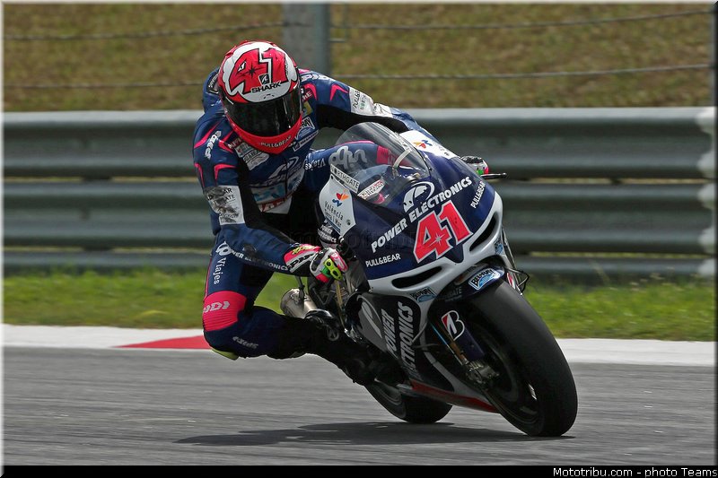espargaro_011_motogp_2013_malaisie_sepang_tests