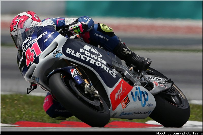 espargaro_012_motogp_2013_malaisie_sepang_tests