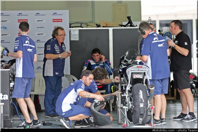 espargaro_014_motogp_2013_malaisie_sepang_tests