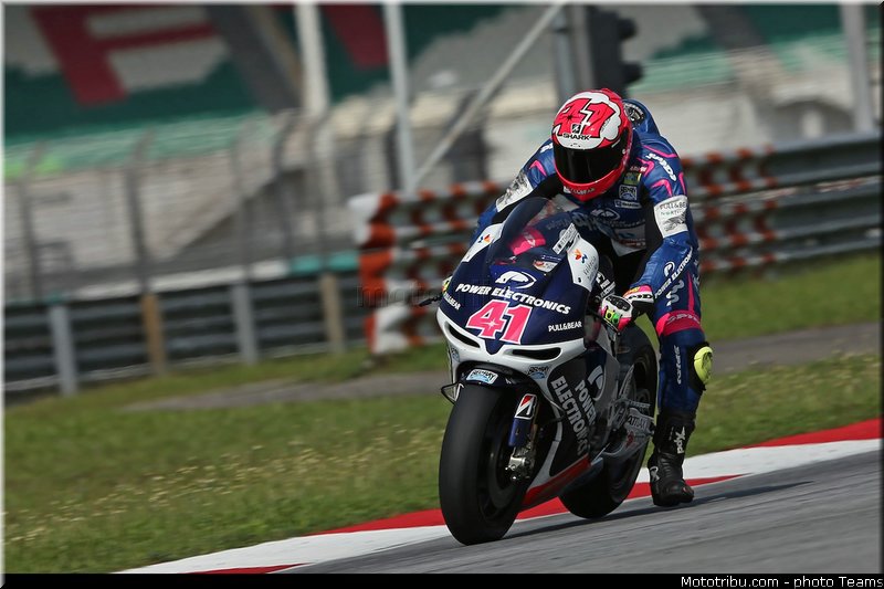 espargaro_018_motogp_2013_malaisie_sepang_tests