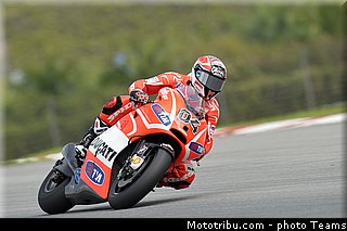 dovizioso_027_motogp_2013_malaisie_sepang_tests.jpg