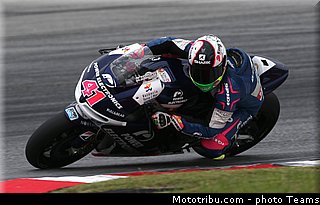 espargaro_020_motogp_2013_malaisie_sepang_tests.jpg