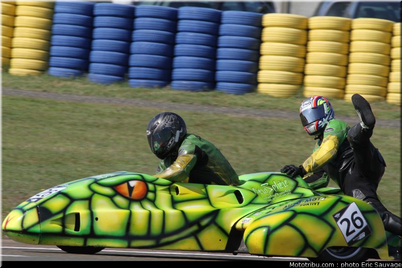 le_bail_chaigneau_011_side_car_france_le_mans_2011