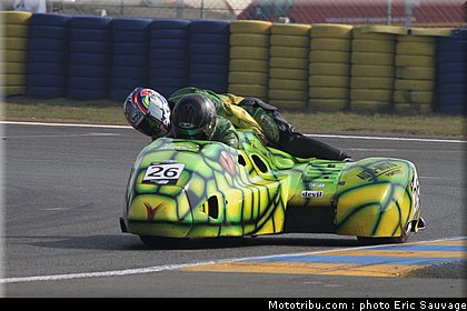 le_bail_chaigneau_004_side_car_france_le_mans_2011.jpg