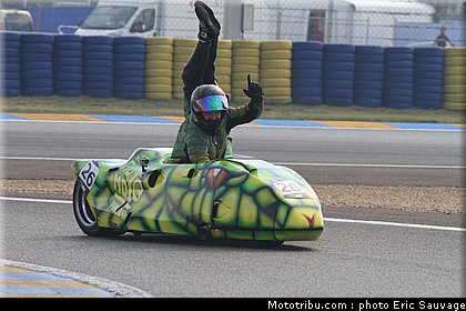le_bail_chaigneau_005_side_car_france_le_mans_2011.jpg