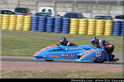 spendal_hill_004_side_car_france_le_mans_2011.jpg