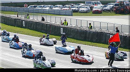 side_car_mondial_008_oschersleben_2011.jpg
