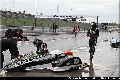 side_car_mondial_lawrie_007_oschersleben_2011.jpg