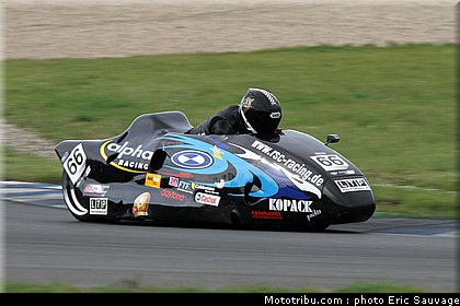 side_car_mondial_roscher_kamerbeek_004_oschersleben_2011.jpg