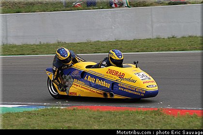 side_car_mondial_rutz_wafler_002_oschersleben_2011.jpg
