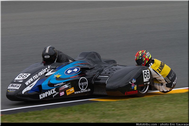 side_car_roscher_kamerbeek_02_allemagne_sachsenring_2011