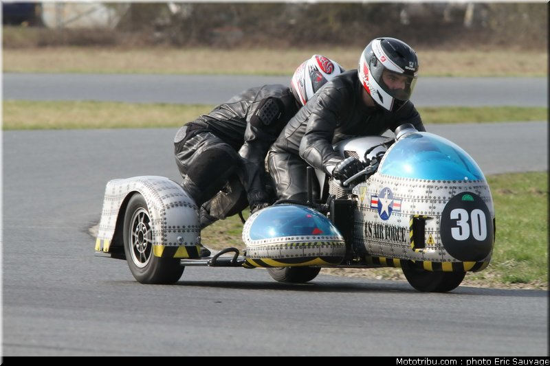 side_car_lurcy_levis_mars_2012_0053
